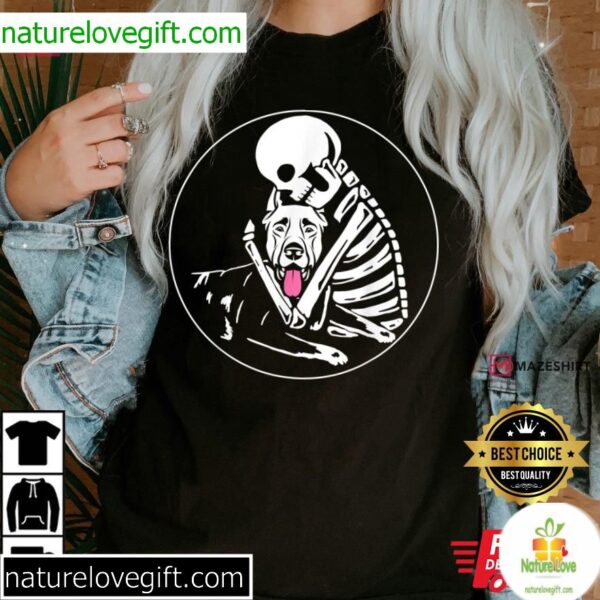 Doberman Dog Mom Skeleton Halloween T-Shirt Lazy Pet Owner