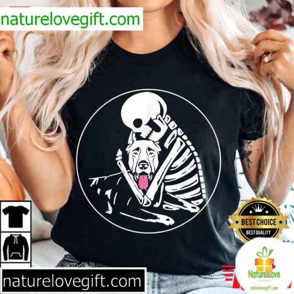 Doberman Dog Mom Skeleton Halloween T-Shirt Lazy Pet Owner