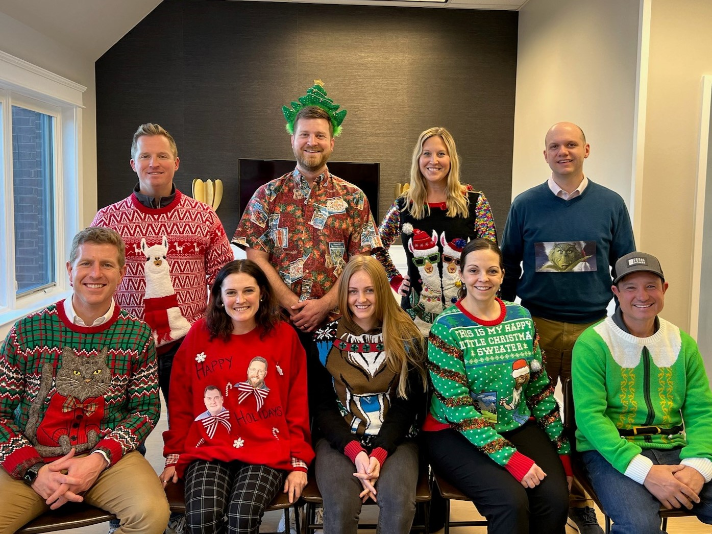 Christmas Ugly Sweater: Niche POD Drives Profits This Holiday Season