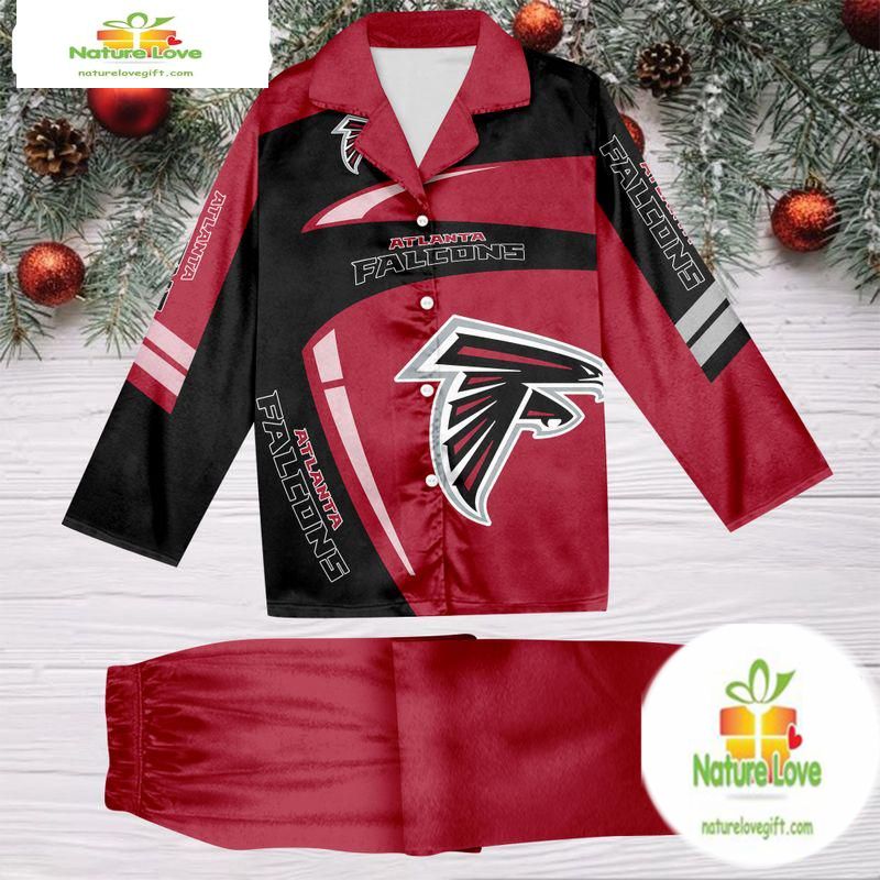 NFL Atlanta Falcons Football Team Winter Satin Pajamas Set Gift for Fans NFL Atlanta Falcons Football Team Winter Satin Pajamas Set Gift for Fans