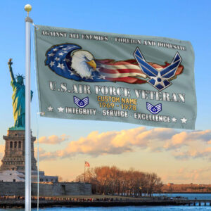 Unique Custom Name, Rank, Year, USAF Grommet Flag VPVC108004, Gift For Air Force Veteran, Gifts For Dad, For Husband, Best Gifts On Father’s Day, Independence Day, Veterans Day.