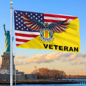 Premium Vietnam Veteran Grommet Flag Gift For Veterans Day, Father’s Day, Memorial Day VPVC100406