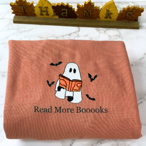 halloween sweatshirt 4 f5a8222c 7ca6 4f26 8582 e08c34d8520c.jpg