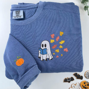 halloween sweatshirt 3 2000x add12c44 bbeb 452e 9faf f65866282f1c.jpg