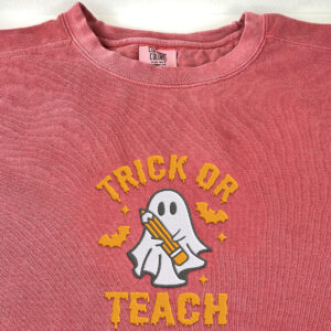 halloween sweatshirt 2 d61e0214 b429 4659 9ad3 2478b2434637.jpg