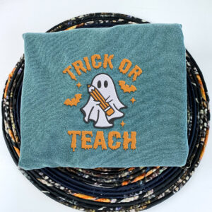 halloween sweatshirt 3 64dfa5f9 9e0d 42c0 8a8d a5a29395133c.jpg
