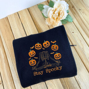 halloween sweatshirt 2 ef68aa94 7404 42c6 b86a 7506f79dba95.jpg
