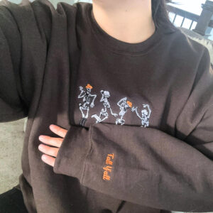 halloween sweatshirt 1 a8ada5ab a364 4cb0 9050 120fe57d7f6f.jpg