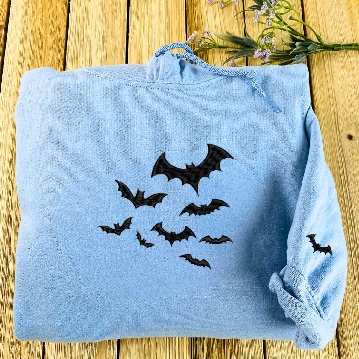 Bats Halloween Crewneck Sweatshirt, Embroidered Bats on Sleeve Hoodie for Men Women Bats Halloween Crewneck Sweatshirt, Embroidered Bats on Sleeve Hoodie for Men Women