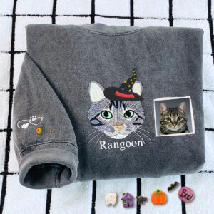 Cat Portrait Halloween Sweatshirt 6.jpg