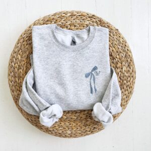 Custom Embroidered Dainty Initial Ribbon Crewneck Sweatshirt 1 6 880d51e5 be71 4fc5 81fe ef7246d9fa82.jpg