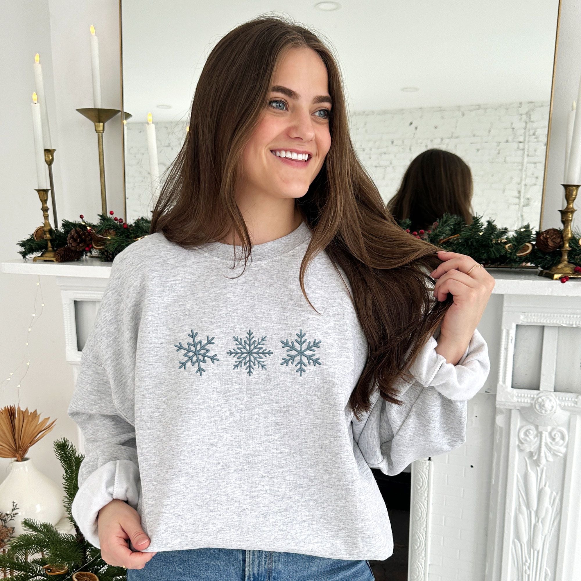 Embroidered Snowflakes Crewneck Sweatshirt Embroidered Snowflakes Crewneck Sweatshirt
