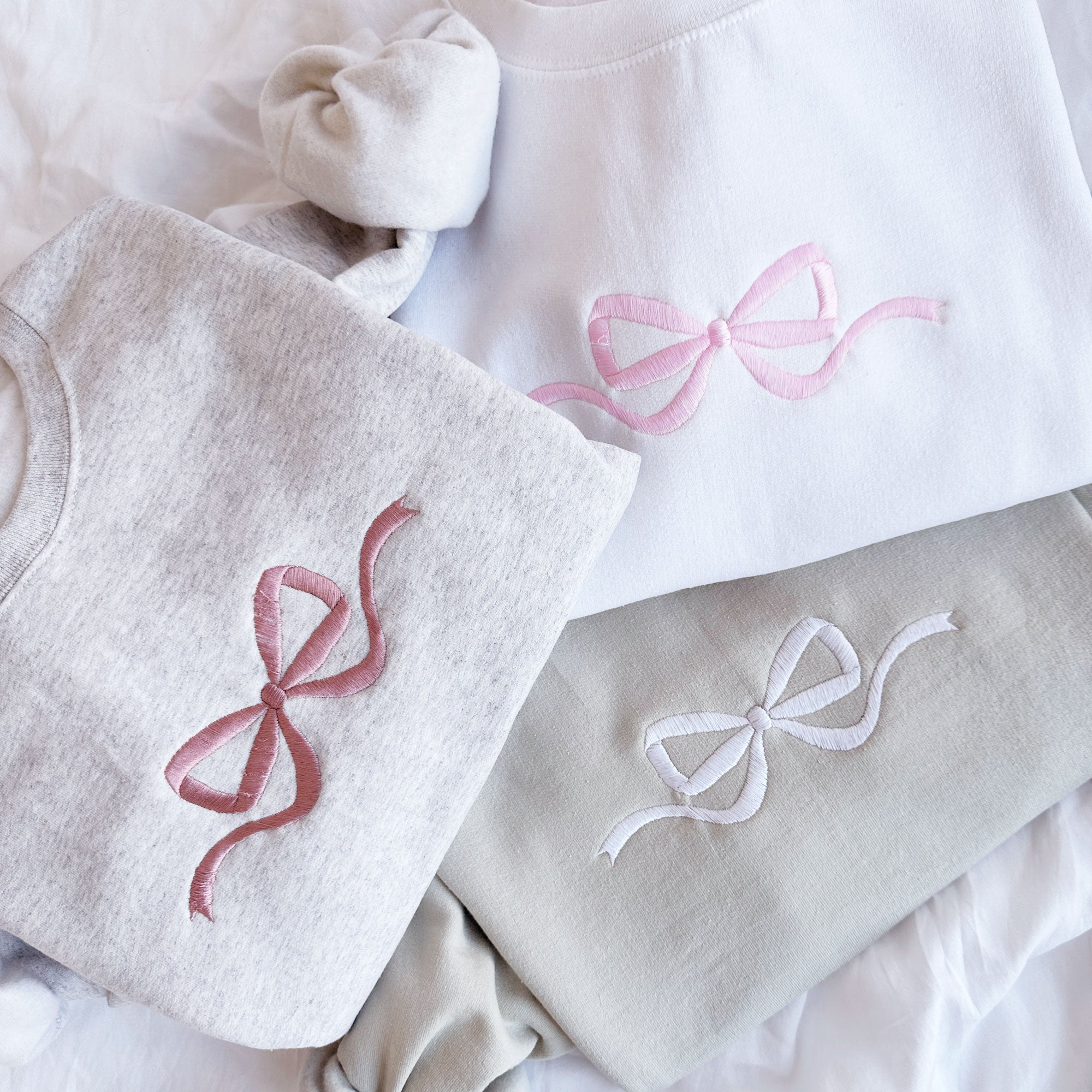 Cute Bow Embroidered Gemma Sweatshirt Cute Bow Embroidered Gemma Sweatshirt