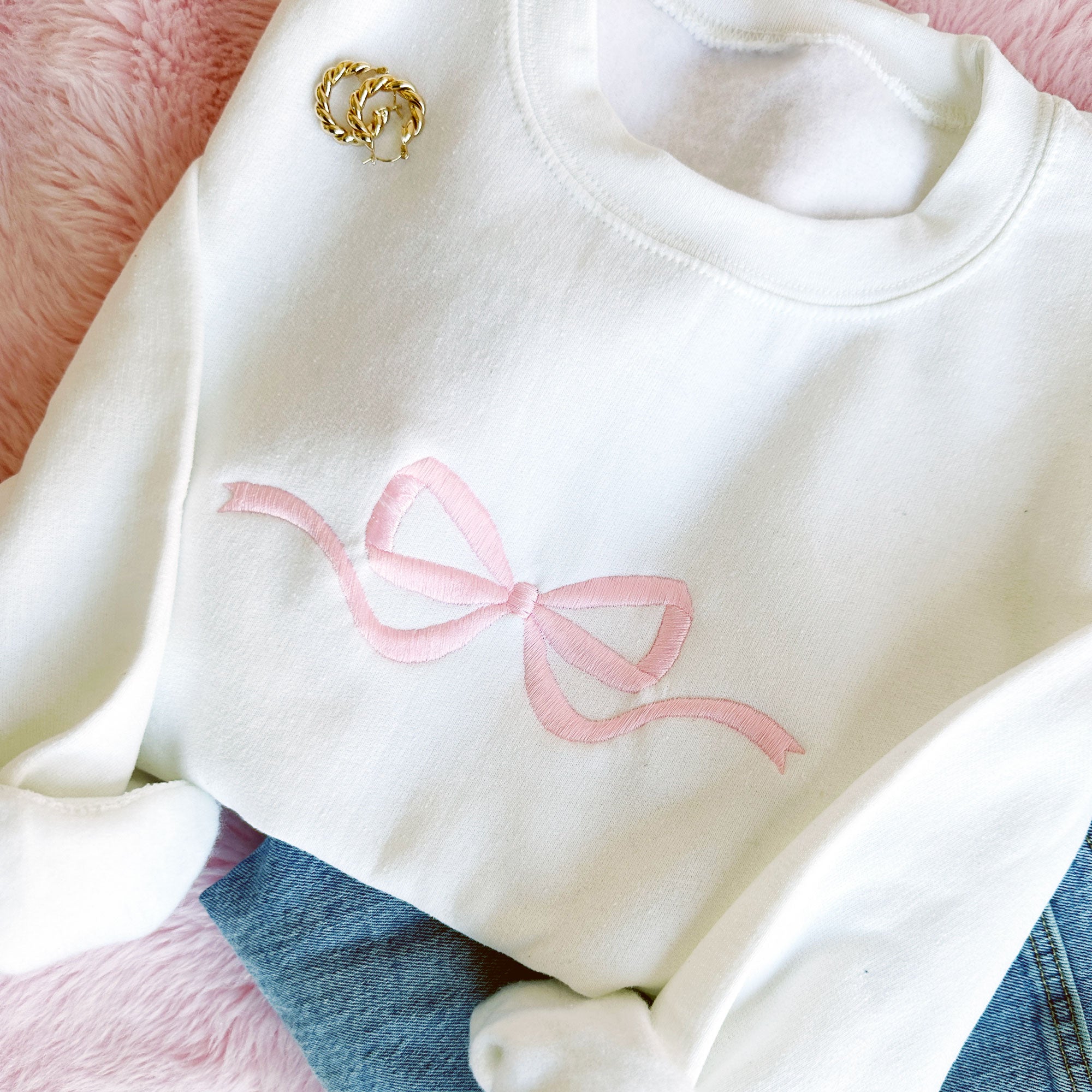 Cute Bow Embroidered Gemma Sweatshirt Cute Bow Embroidered Gemma Sweatshirt