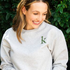 Floral Initial Embroidered Gemma Crewneck Sweatshirt 16 IMG 9515 84101d90 0a07 409e a470 e19e681ec3ca.jpg