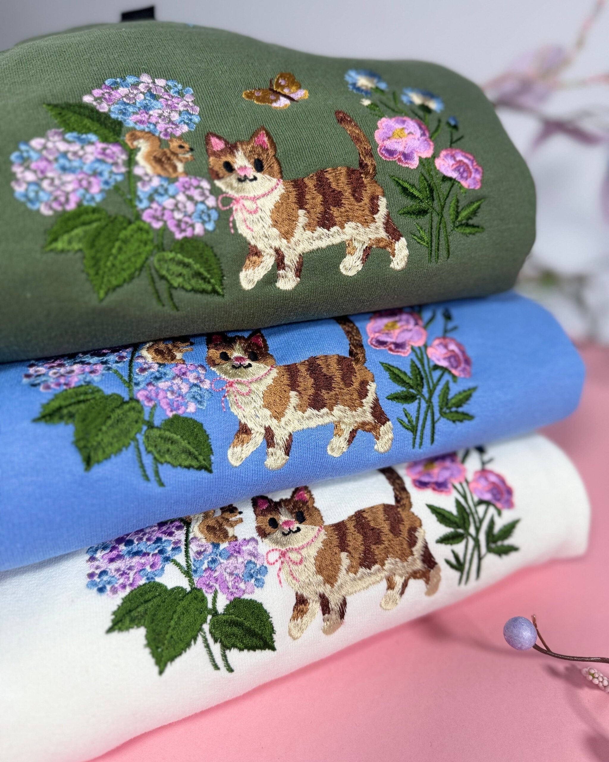 Cottagecore Cat in Wildflowers Embroidered Sweatshirt Cottagecore Cat in Wildflowers Embroidered Sweatshirt