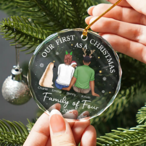 FirstChristmasAsAFamilyOfThreeNe 1.png