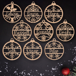 Personalized Name Wooden Ornament – Christmas Gift for Family Members, Mom, Dad