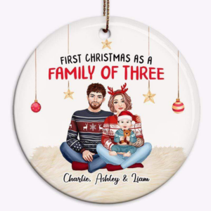 FirstChristmasAsAFamily2 5324e56c 15a2 46ba ba0b d9b62a750b4f.png