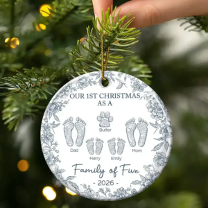 FirstChristmasAsAFamily3 ab331cb8 e6ad 48e1 bbce 1f255ec2f643.png