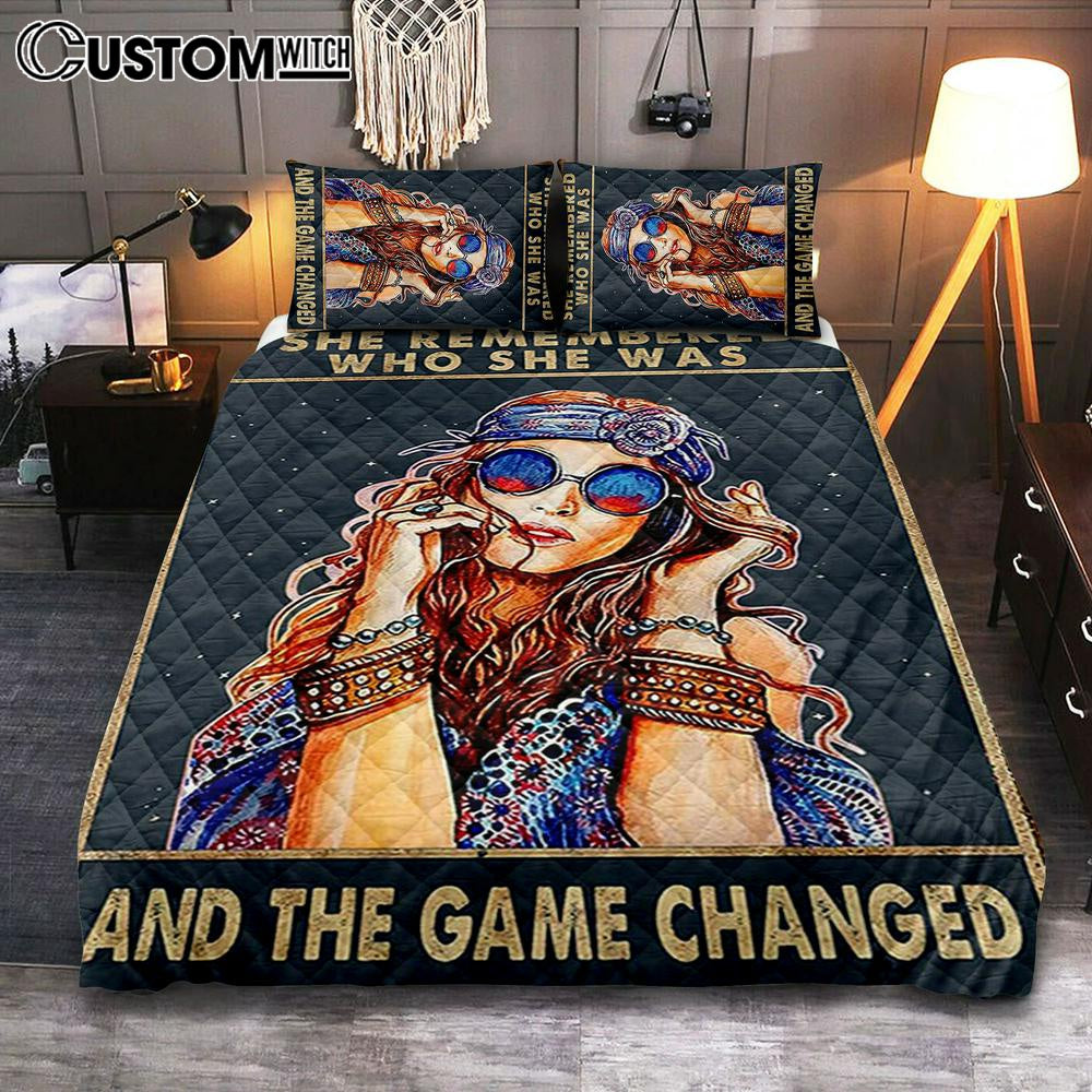 She Remembered Who She Was And The Game Changed Quilt Bedding Set – Gifts For Women – Girls Teens Bedroom Decor