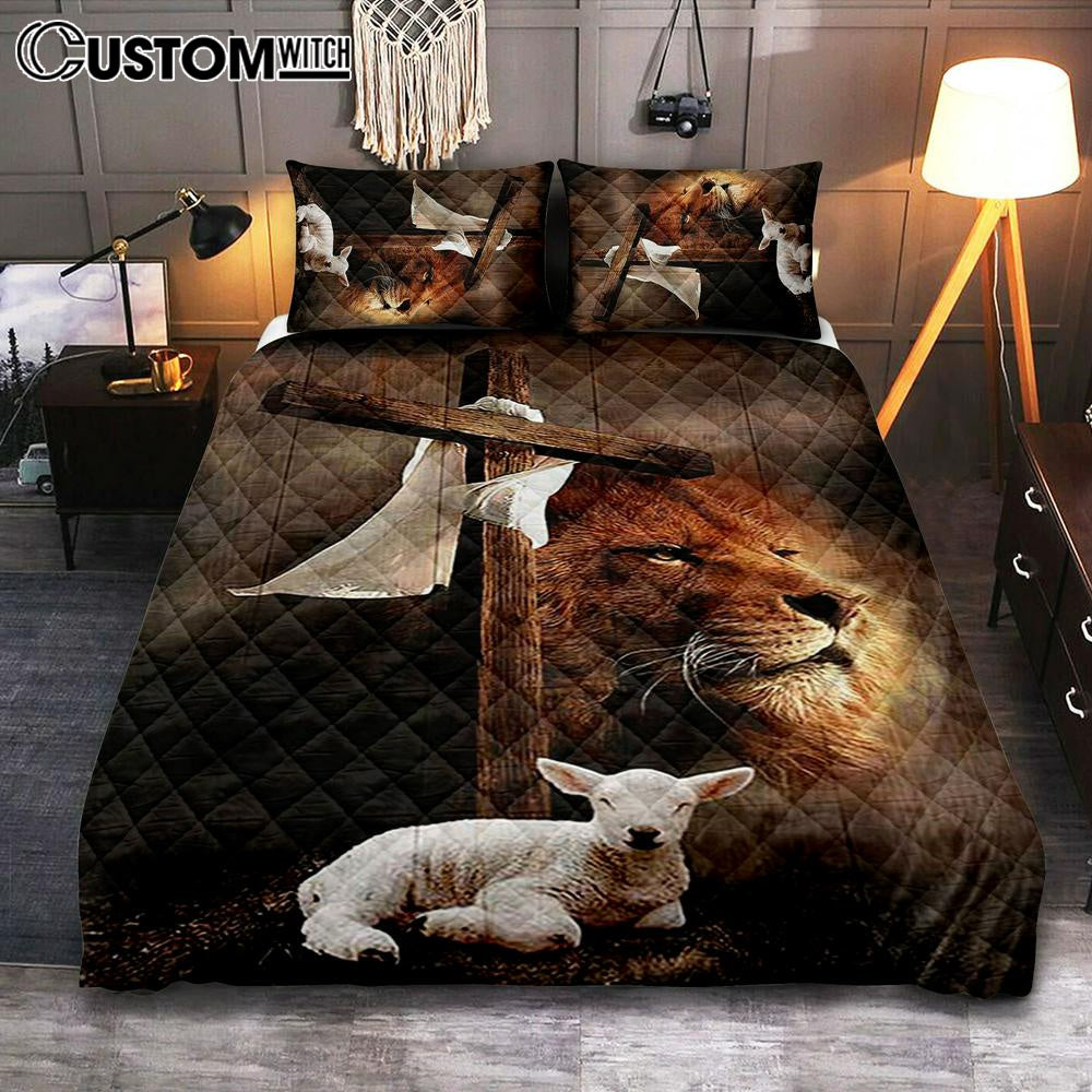 Lion And Lamb Of God Quilt Bedding Set Bedroom – Bible Verse Quilt Bedding Set Art – Christian Home Decor Lion And Lamb Of God Quilt Bedding Set Bedroom – Bible Verse Quilt Bedding Set Art – Christian Home Decor