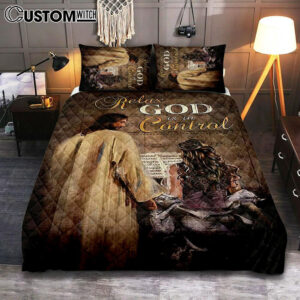 Jesus With Girl God Is In Control Bedroom Quilt Bedding Set – Jesus Portrait Quilt Bedding Set Prints – Christian Bedroom