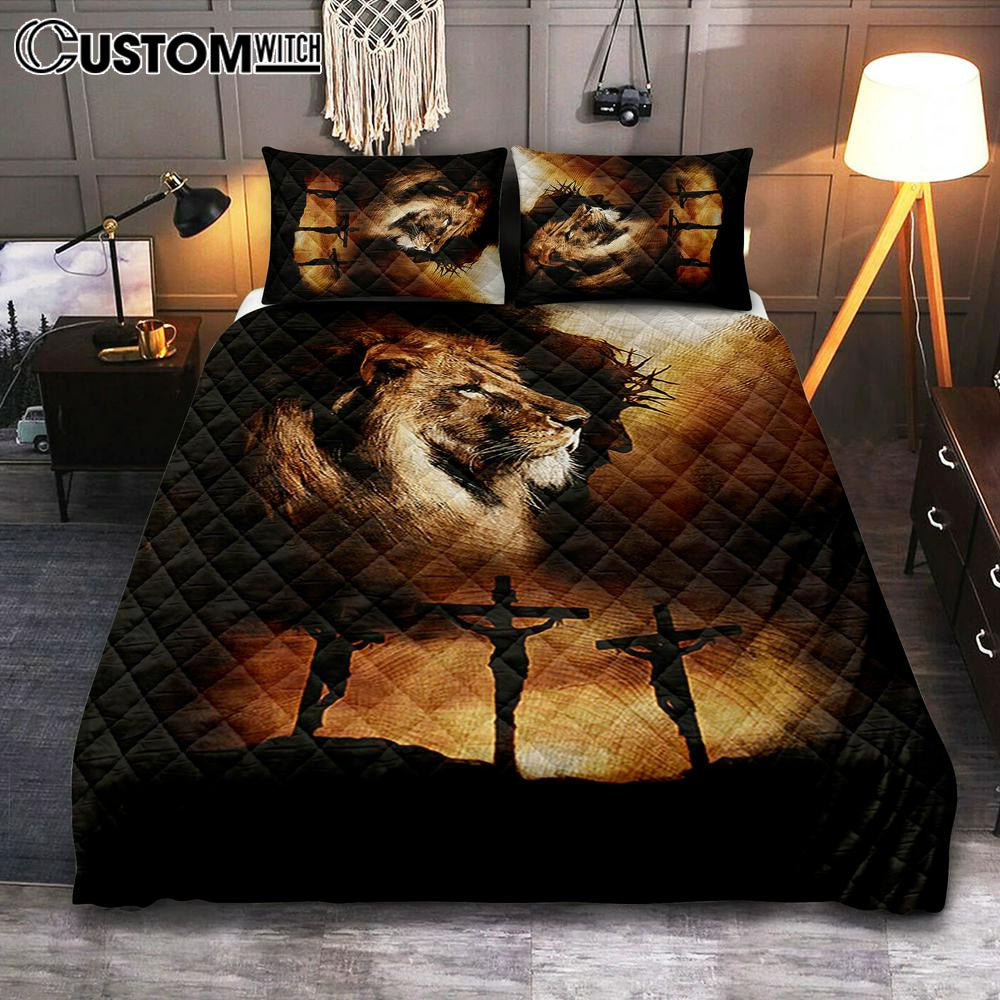 Jesus The Lion Of Judah Quilt Bedding Set – Jesus On The Cross Quilt Bedding Set – Christian Bedroom – Religious Home Decor
