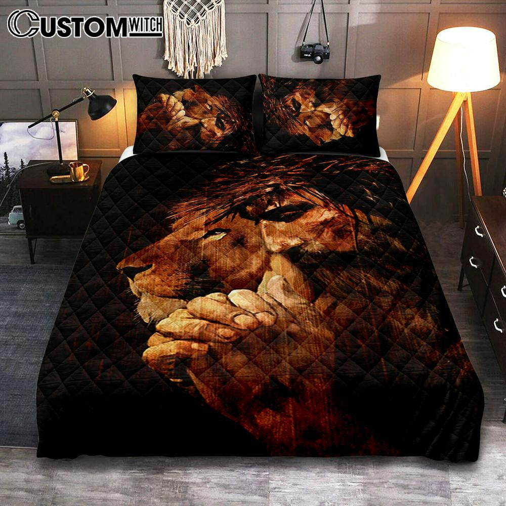 Jesus Praying And Lion Bedroom Quilt Bedding Set – Jesus Portrait Quilt Bedding Set Prints – Christian Bedroom Jesus Praying And Lion Bedroom Quilt Bedding Set – Jesus Portrait Quilt Bedding Set Prints – Christian Bedroom